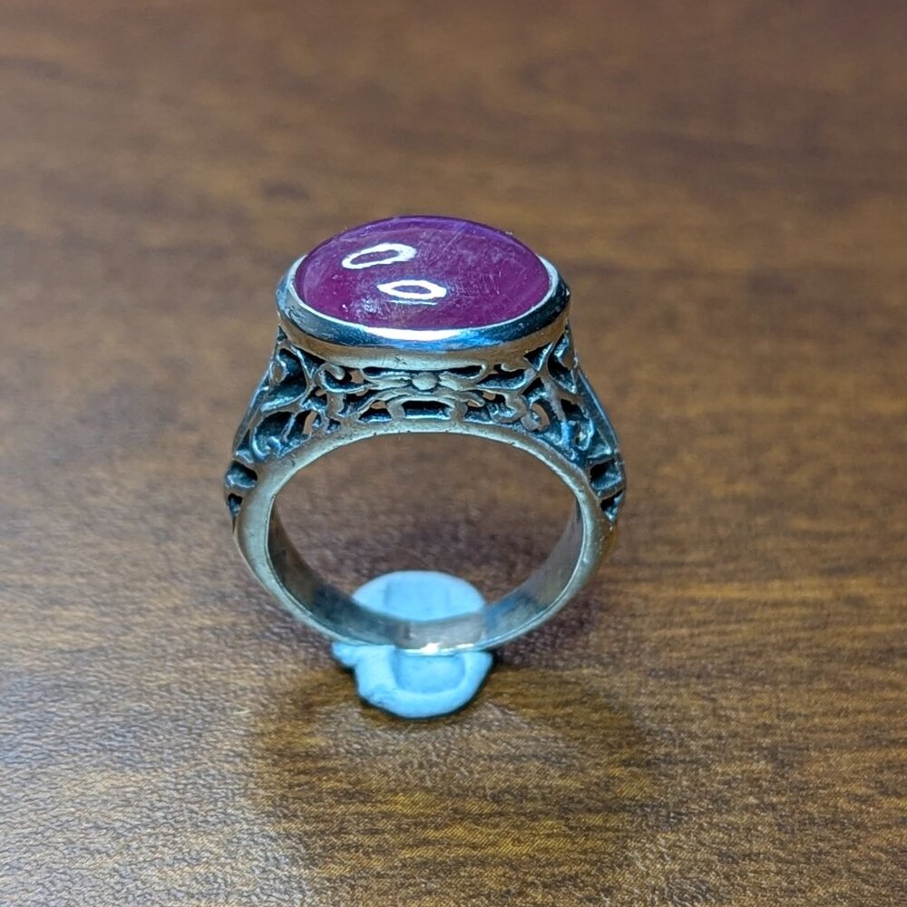 Ring 4ct Ruby with sterling silver filigree